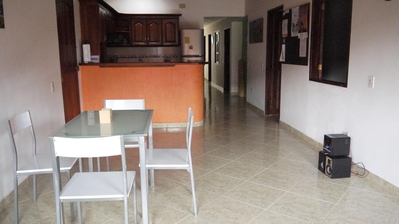 Hostal Naty Luna Jardín Eksteriør bilde